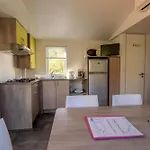 Mobil-home 6 Personnes * Roquefeuil