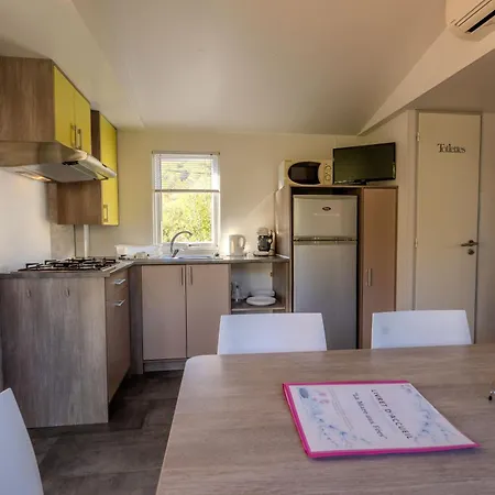 Mobil-home 6 Personnes * Roquefeuil