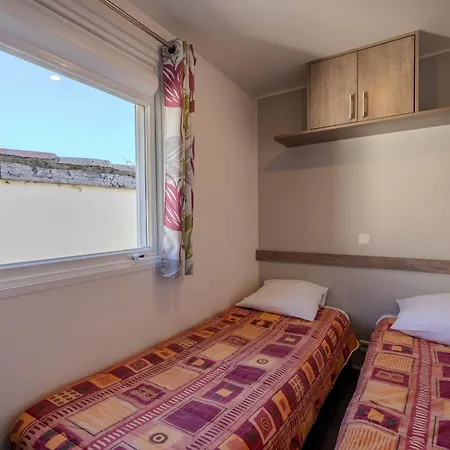 Mobil-home 6 Personnes Roquefeuil